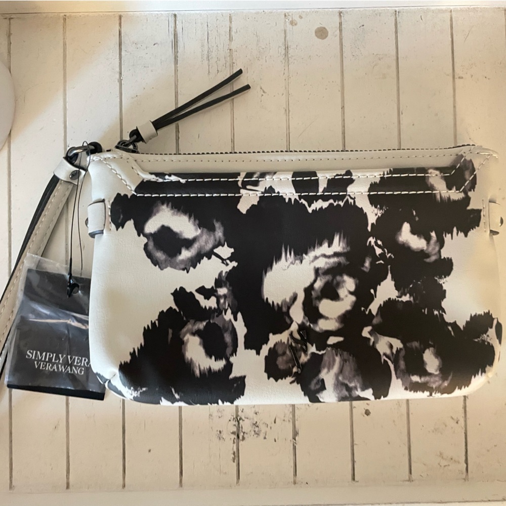Simply Vera Joyce Wristlet NWT - Picture 2 of 4